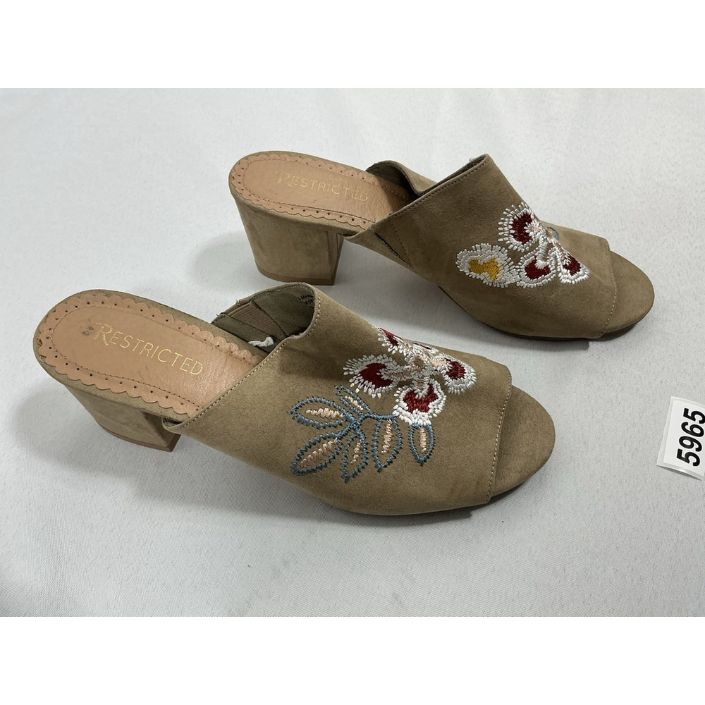 Womans Restricted Slipon Mules 9 Tan Peep Toe Block Heel Embroidered
